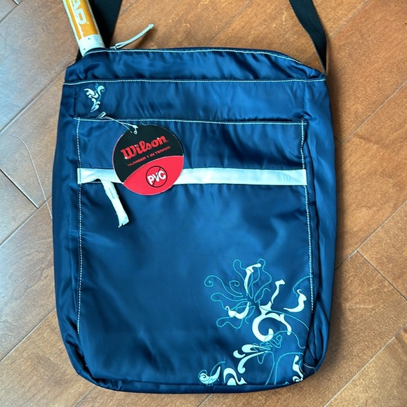 3 for $30 💖 Wilson Tennis or Pickleball Tote Bag Navy with Adjustable Straps - Picture 2 of 13